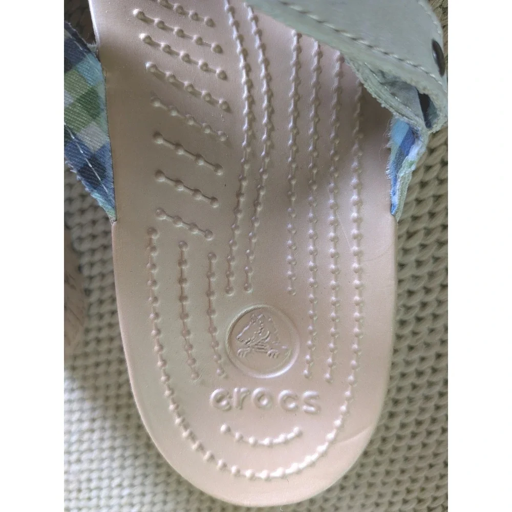 Crocs Wedge Sandals Women 7 Boho Coastal Summer Comfort Strappy Cork Heels Cute - Picture 3 of 5